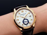 雪鐵納手表需要手動上弦嗎