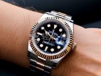 迪奧手表需要手動上弦嗎