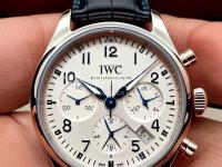 蕭邦手表秒針回位功能失效。