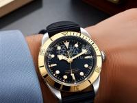 愛馬仕手表自動(dòng)上鏈機(jī)芯故障。