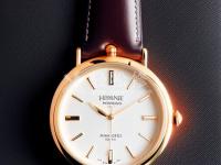 愛彼手表數(shù)字顯示屏損壞，怎么修