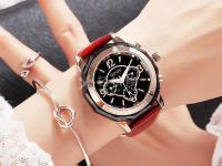 蕭邦手表指針顏色褪色。