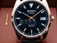 天珺手表指針顏色褪色。