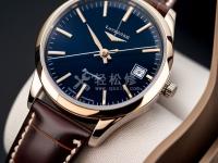 天珺手表玻璃鏡面損壞。