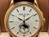 朗坤手表指針顏色褪色。