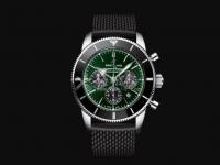 英納格手表指針顏色褪色。