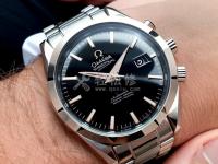 愛馬仕手表玻璃鏡面損壞。