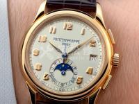 飛亞達(dá)手表顯示屏背光不亮。