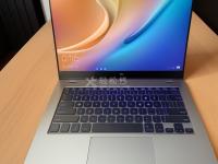 華碩筆記本電腦無法通過藍牙連接耳機時出現(xiàn)了無聲的問題，請幫我解決這個問題。